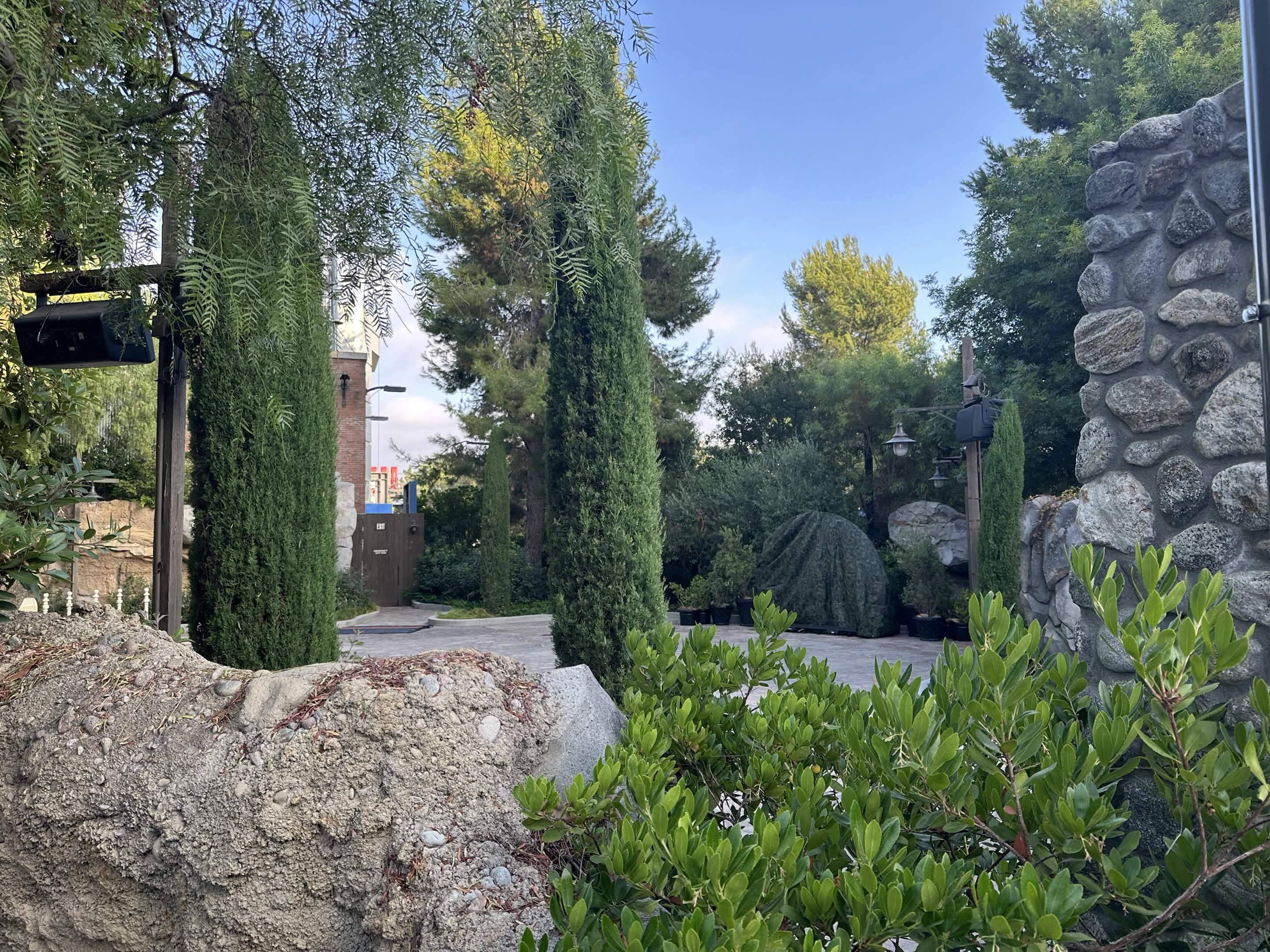 The stretch of Disney California Adventure between Carthay Circle Restaurant and Avengers Campus, where Bountiful Valley Brews is expected to land. (Photo: Theme Park IQ)