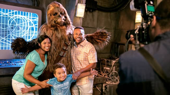 Thumbnail of Star Wars Launch Bay: Meet Chewbacca