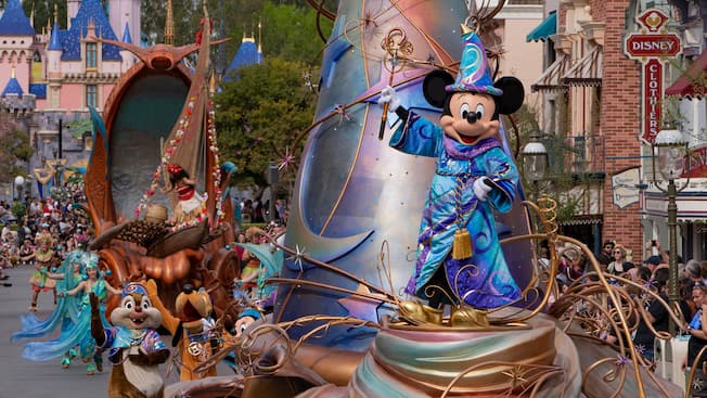 Thumbnail of "Magic Happens" Parade