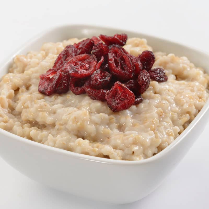 Oatmeal with Dried Cranberries 
