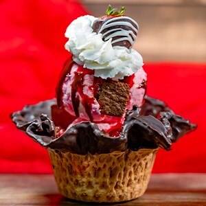 Chocolate Strawberry Sundae