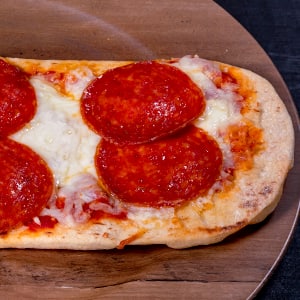 Petales de Pepperoni Flatbread