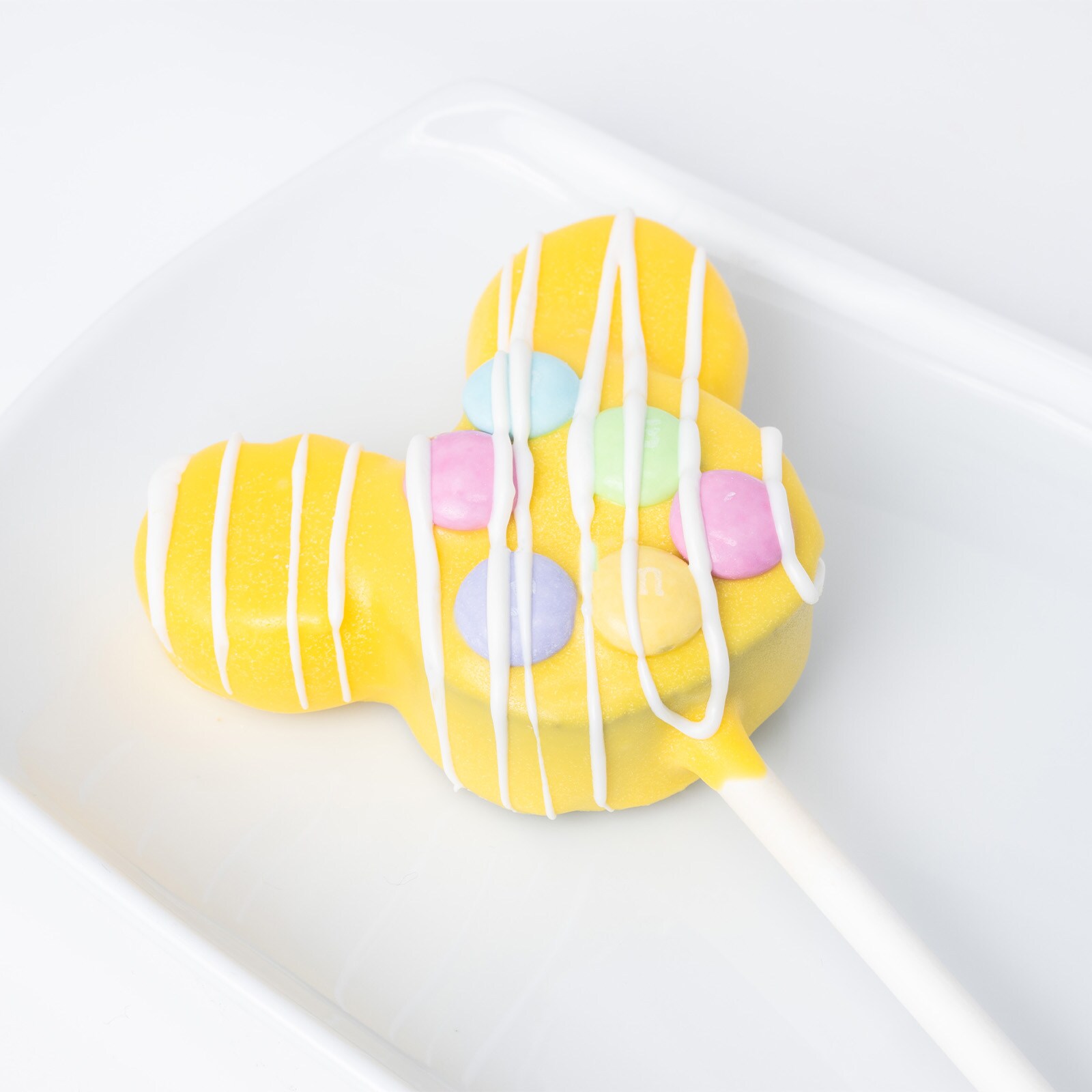 Mickey Spring Chocolate Cake Pop with M&M’S® Milk Chocolate Candies