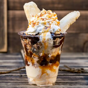 Caramel-Peanut Split