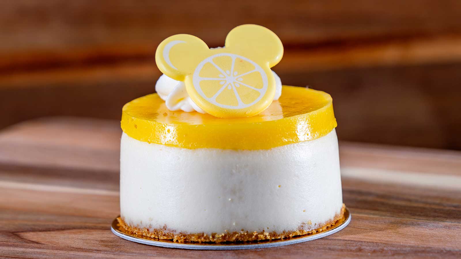 Lemon Crème Fraiche Cheesecake 