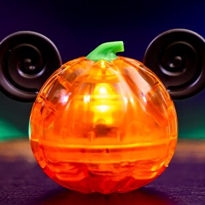 Mickey Mouse-shaped Pumpkin Glow Cube