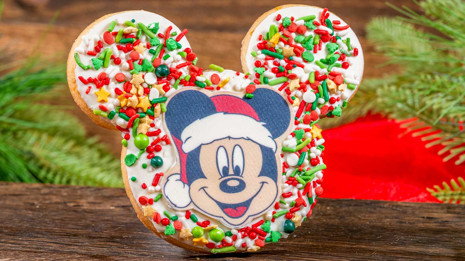 Mickey-shaped Holiday Cookie 