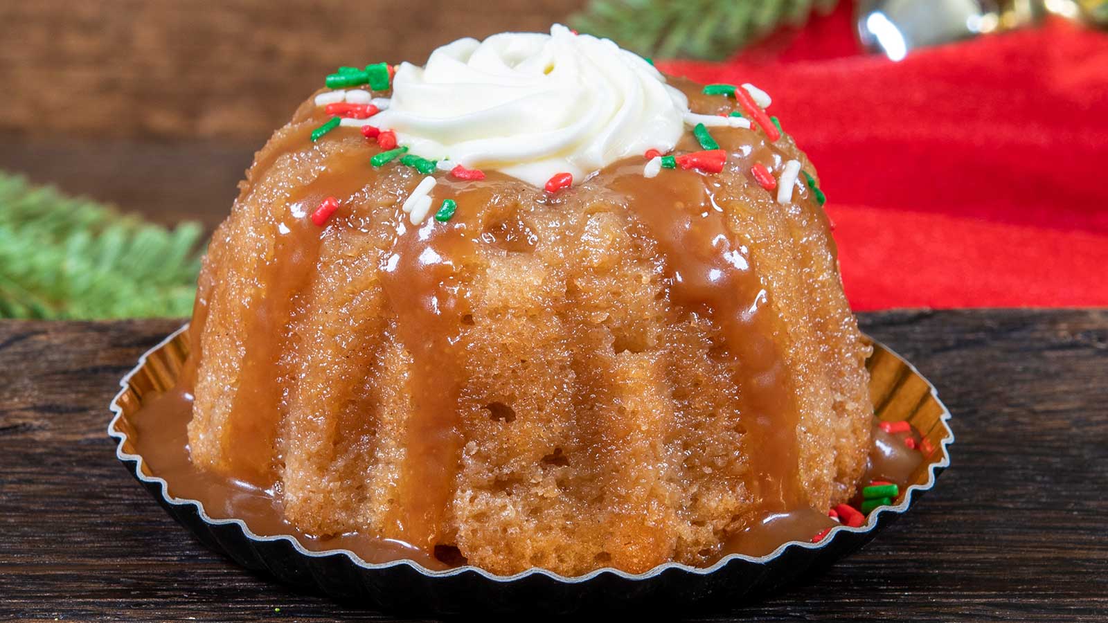 Cinnamon Caramel Apple Bundt Cake 