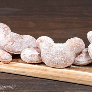 Chocolate Hazelnut-flavored Mickey-shaped Beignets - 6 pack