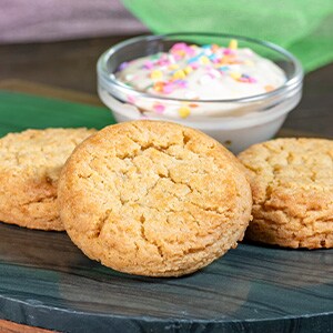 Sugar Cookies with Sweet Vanilla Confetti Dipping Sauce