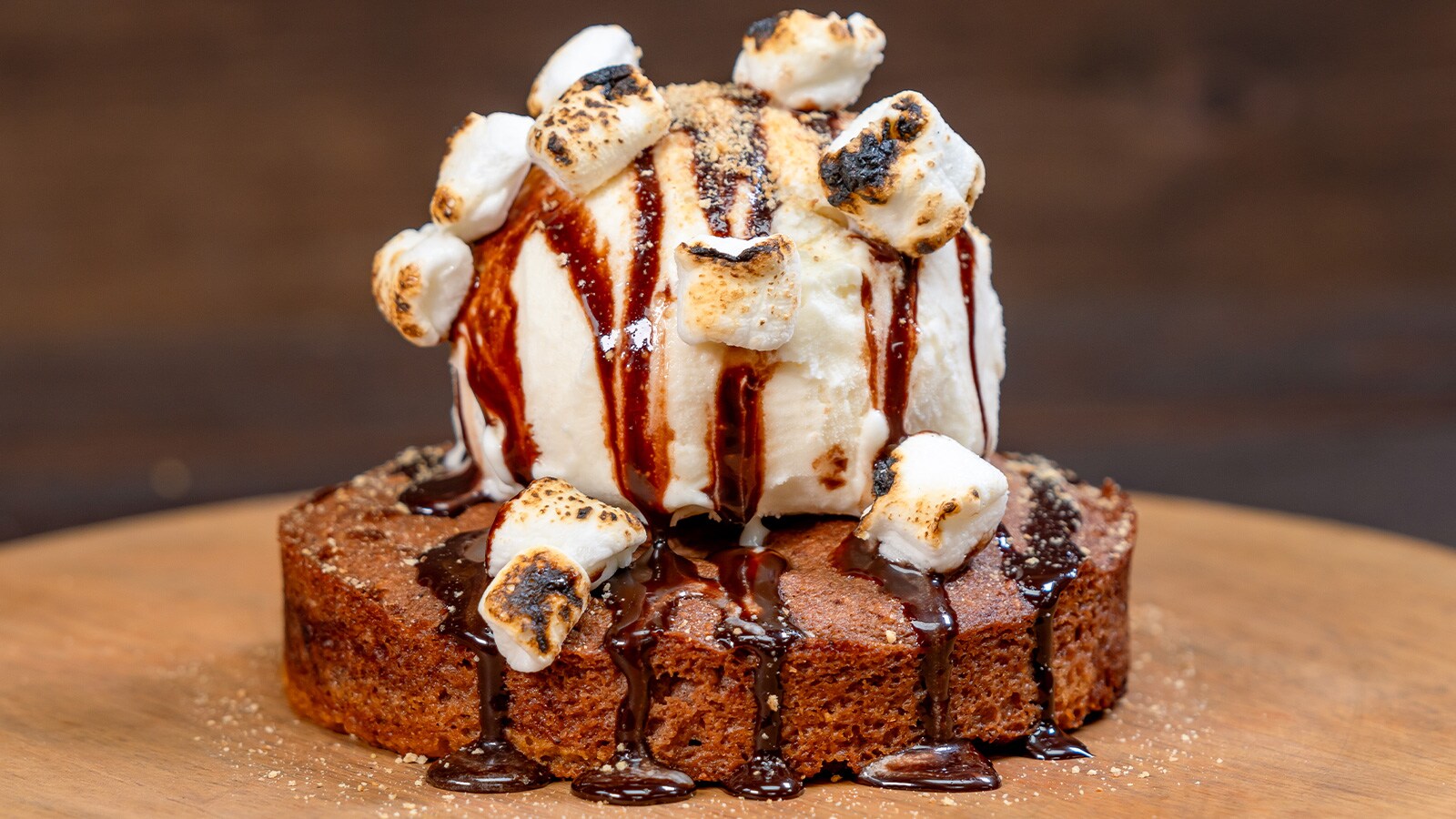 S'mores Butter Cake Sundae