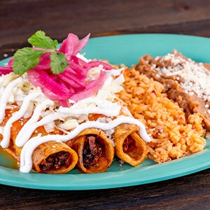 Chicken Taquitos Rojos