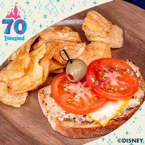 Hook's Galley Tuna Melt 