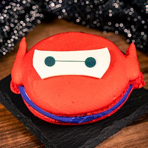 Seasonal Baymax Macaron [Available starting August 22]