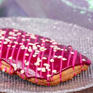 Apple-Berry Hand Tart