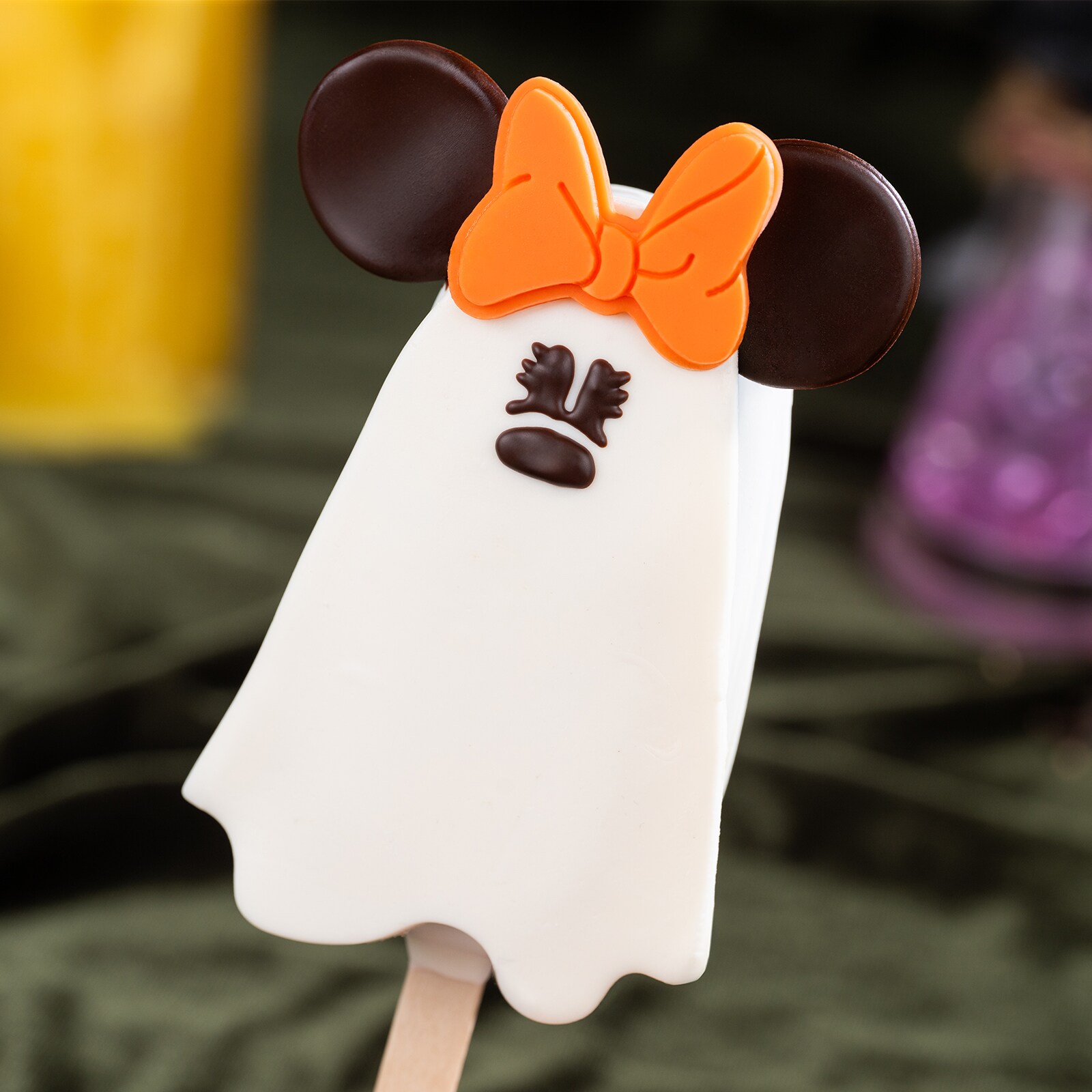 Minnie Mouse Vanilla Pop